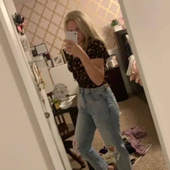 Meet your Posher, Gracie - Picture 2 of 3